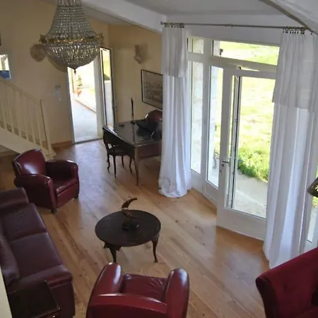 Semesterbostad Superbe Mas Ancien, Renove A Neuf. Vue Imprenable Bonas