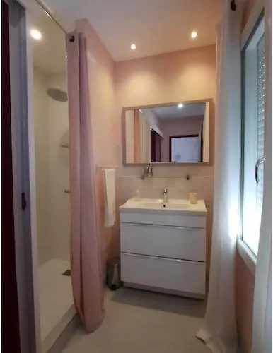 度假居 Superbe Mas Ancien, Renove A Neuf. Vue Imprenable Bonas